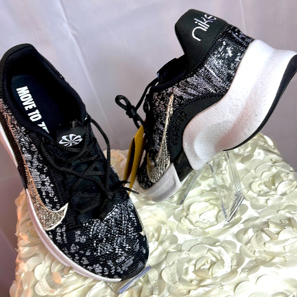 Nike Women’s Supereep Go 3 Sz 9.5 New